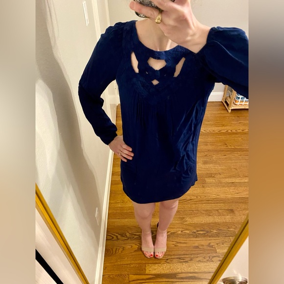 M.S.S.P. Shift Dress - Picture 3 of 5